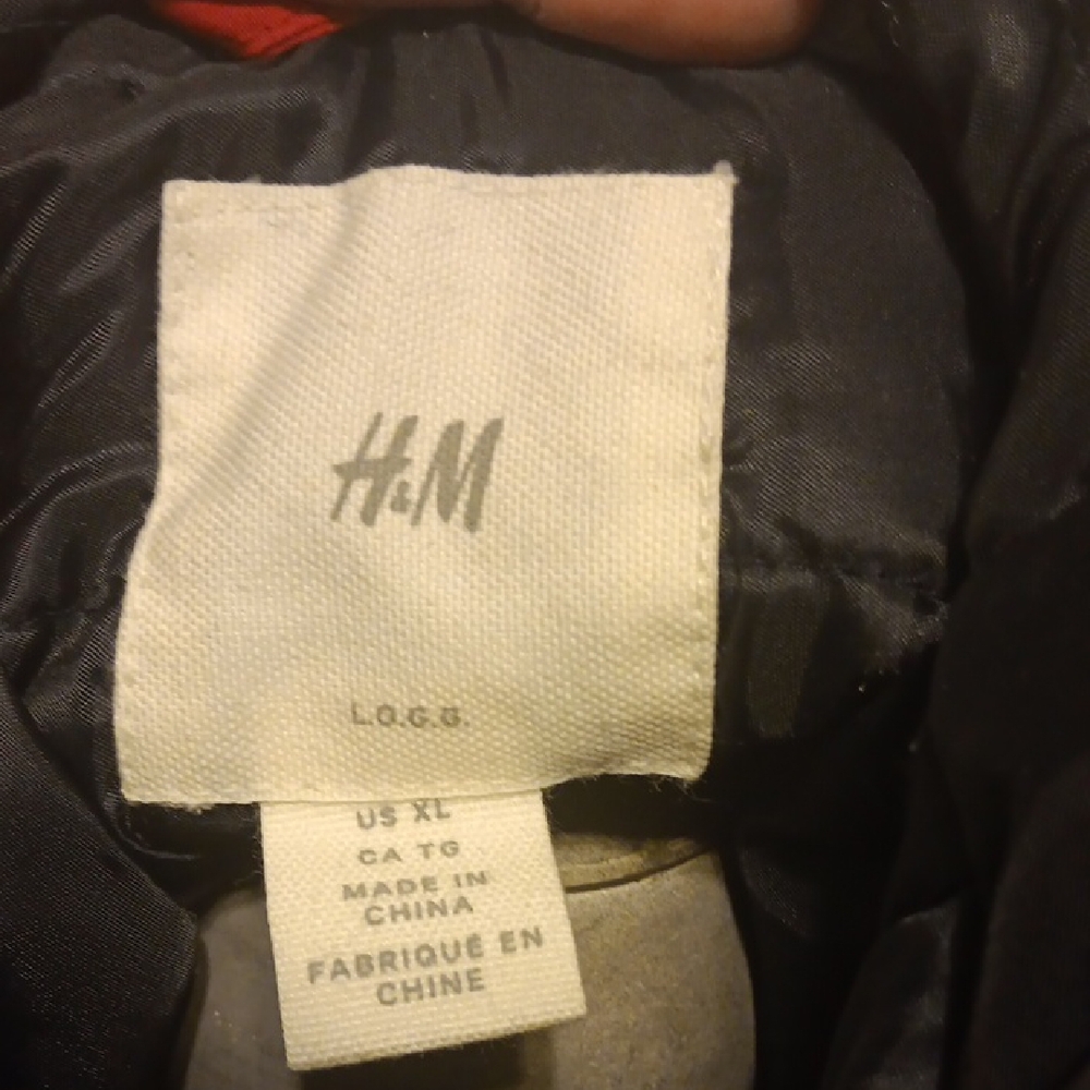 H&M Red Quilted Jacket - Picture 4 of 4